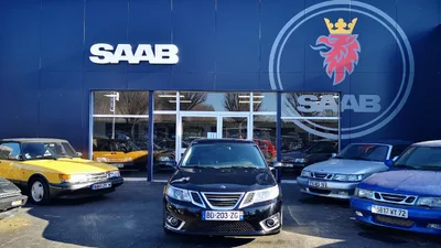 Devanture de Eurauto Specialiste SAAB Caen