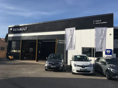 Devanture de Vignal Automobiles