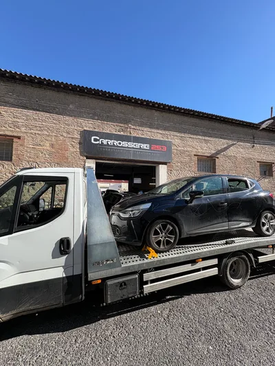 Devanture de Carrosserie 253