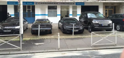Devanture de Carrosserie de Grenelle
