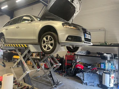 Devanture de Garage Piraut Julien