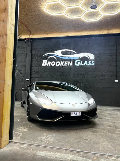 Devanture de Broken Glass