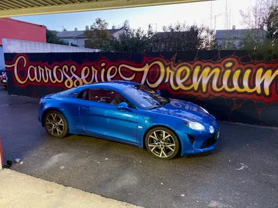 Devanture de Carrosserie Premium