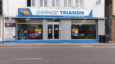 Devanture de Garage Trianon
