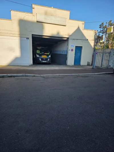Devanture de Benomeur Auto 14