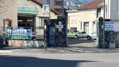 Devanture de Sécuritest Contrôle Technique Automobile CHAMALIERES