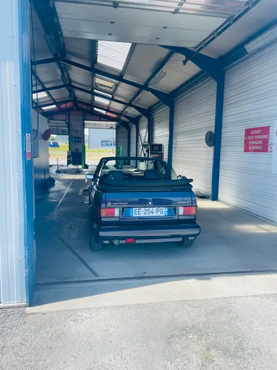 Devanture de AUTOSUR Agneaux