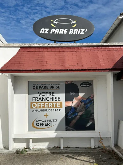 Devanture de Centre AZ pare briz Créteil