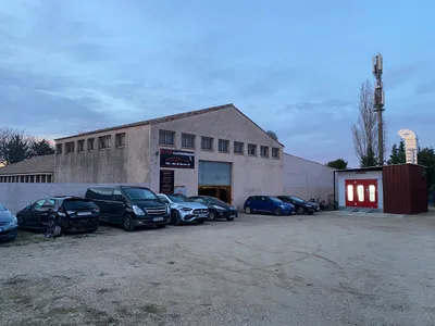 Devanture de Élite carrosserie