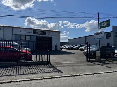 Devanture de Nantes Sud Automobiles