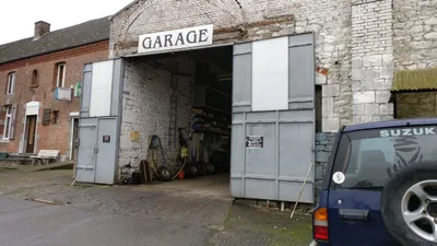 Devanture de Garage Pierache