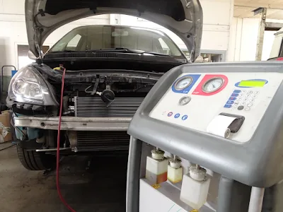 Devanture de Carrosserie Pasquereau Neau