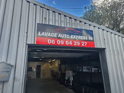 Devanture de Lavage Auto Express 68