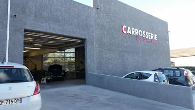 Devanture de Carrosserie des Eaux Vives