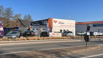 Devanture de FM Automobiles - Distinxion
