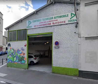 Devanture de Controle Technique Dekra Paris 18 Auto et Moto, Carsur