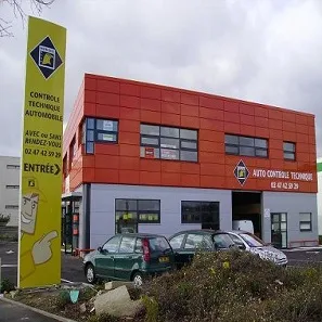 Devanture de NORISKO contrôle technique Tours