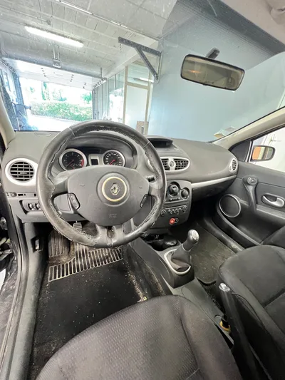 Devanture de RG Carwash