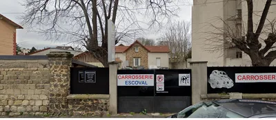 Devanture de Carrosserie Escoval