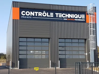 Devanture de Contrôle Technique Pôle Auto 35