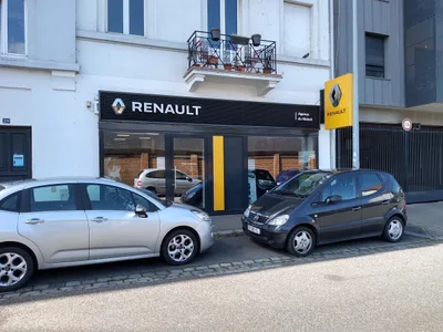 Devanture de Garage Du Nideck
