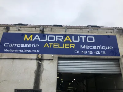 Devanture de Majorauto Premium