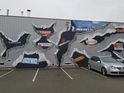 Devanture de Inter Pneus Import Export