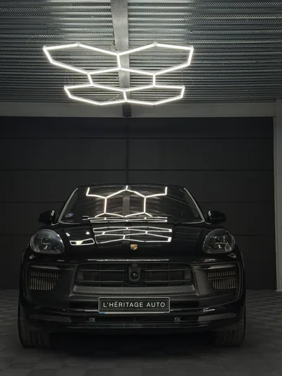 Devanture de L'Héritage Auto