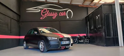 Devanture de Glossy Car