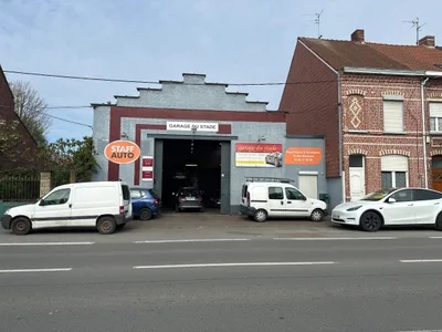 Devanture de Garage du Stade