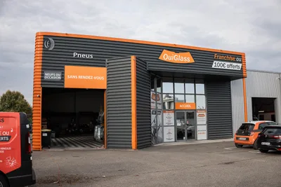 Devanture de Ouiglass Montauban Albasud