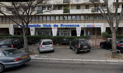 Devanture de CTA13 Contrôle technique Autosur Marseille 10