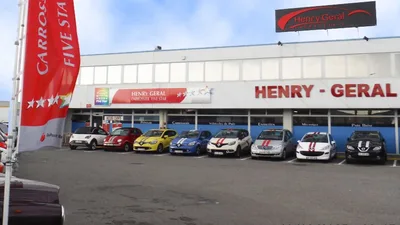 Devanture de Henry Géral Carrosserie