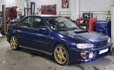 Devanture de Theo's Garage