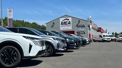 Devanture de MEA automobile