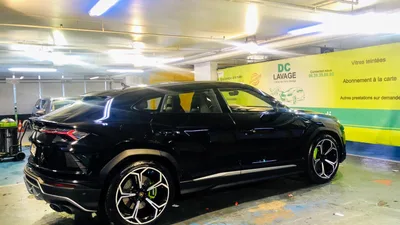 Devanture de DC Lavage Auto & Moto Paris 16