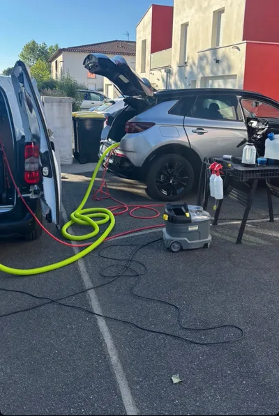 Devanture de main2pro - Nettoyage auto à domicile Toulouse