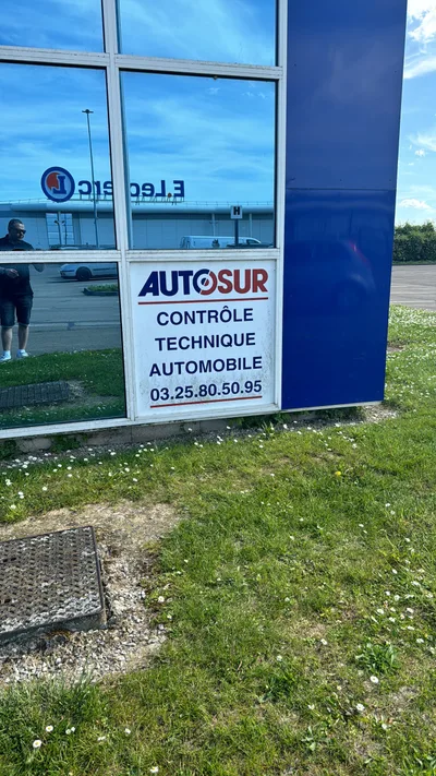 Devanture de AUTOSUR Contrôle Technique SAINT-PARRES-AUX-TERTRES