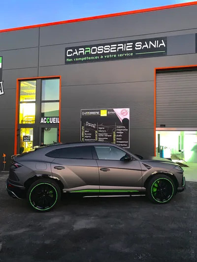 Devanture de CARROSSERIE SANIA