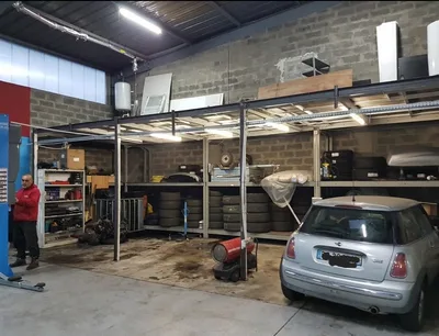 Devanture de Garage Collard 57
