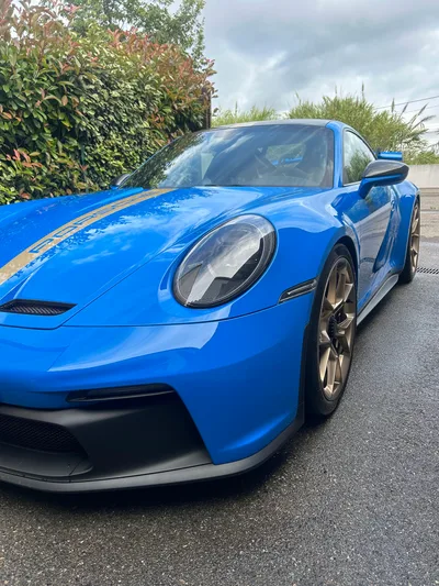 Devanture de Préparation Automobile