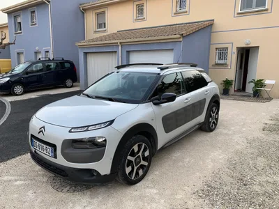 Devanture de CARROSSERIE CLAUDE JEAN