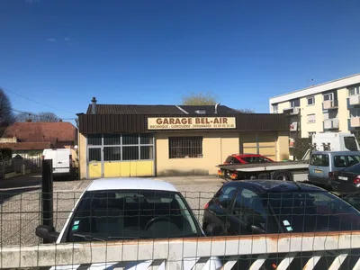 Devanture de Garage Bel Air