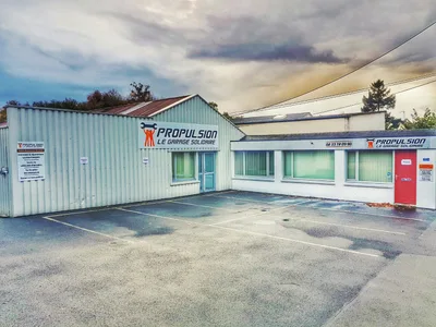 Devanture de Propulsion, Garage Solidaire