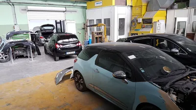 Devanture de Garage Sens Auto