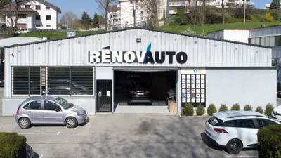 Devanture de Rénov'Auto Carrosserie Atlani