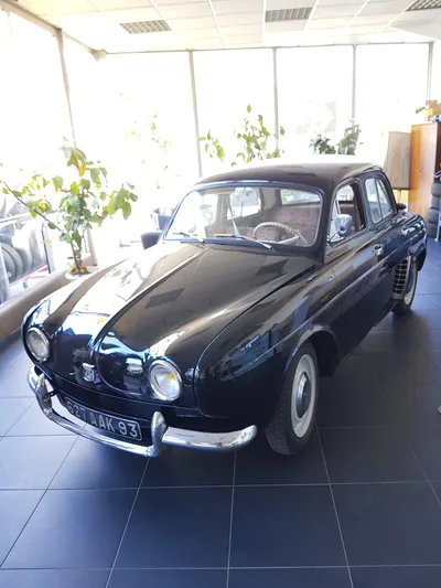 Devanture de Grand Garage De Noisy