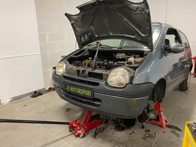 Devanture de JS Motorsport