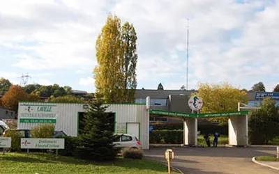 Devanture de Laville Nettoyage Automobile Sas