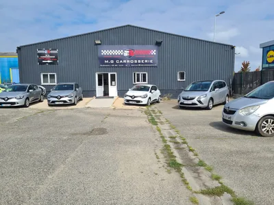 Devanture de M.G Carrosserie